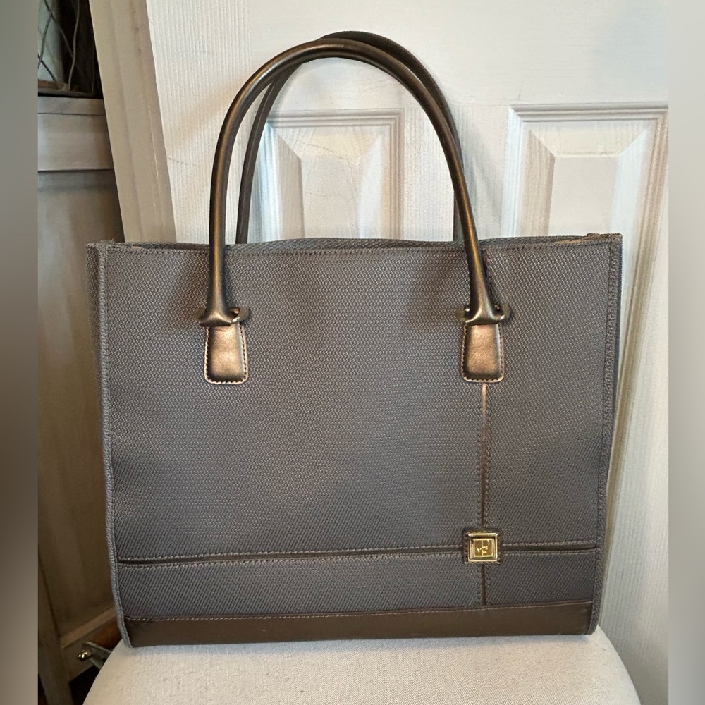 DVF Diane Von Furstenberg Tote Shoulder Travel Bag Purse Metallic Designer